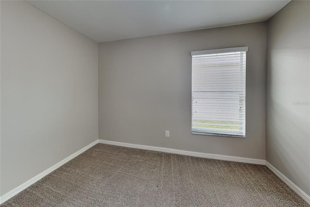 For Rent: $2,299 (4 beds, 2 baths, 1817 Square Feet)
