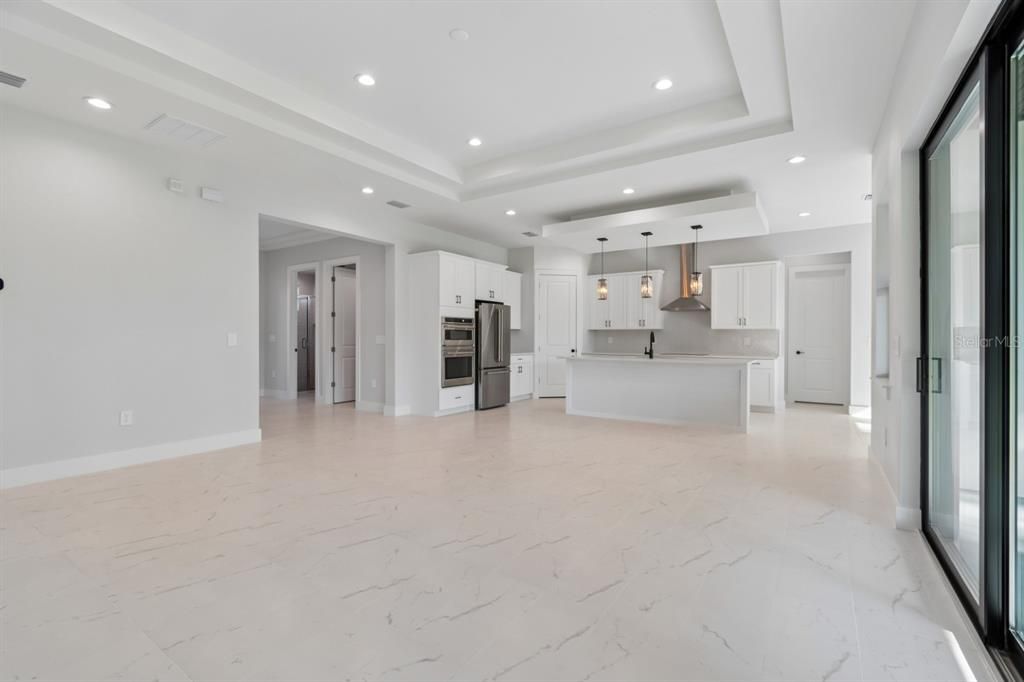 For Sale: $625,000 (4 beds, 3 baths, 2118 Square Feet)