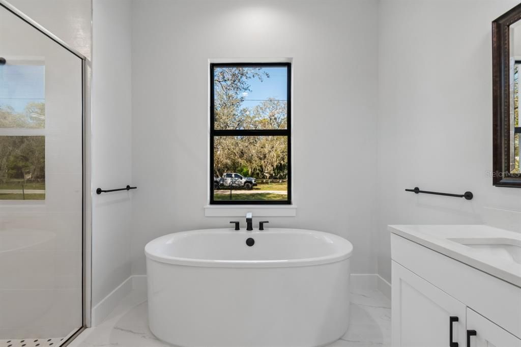 For Sale: $625,000 (4 beds, 3 baths, 2118 Square Feet)