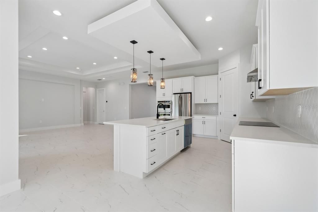For Sale: $625,000 (4 beds, 3 baths, 2118 Square Feet)