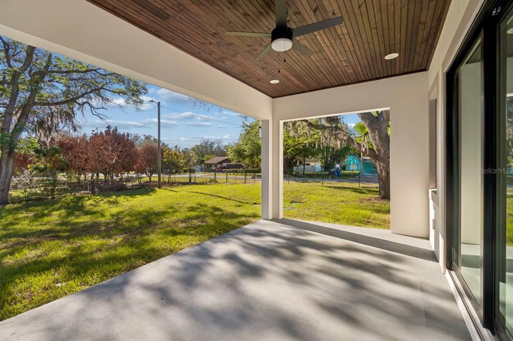 For Sale: $625,000 (4 beds, 3 baths, 2118 Square Feet)
