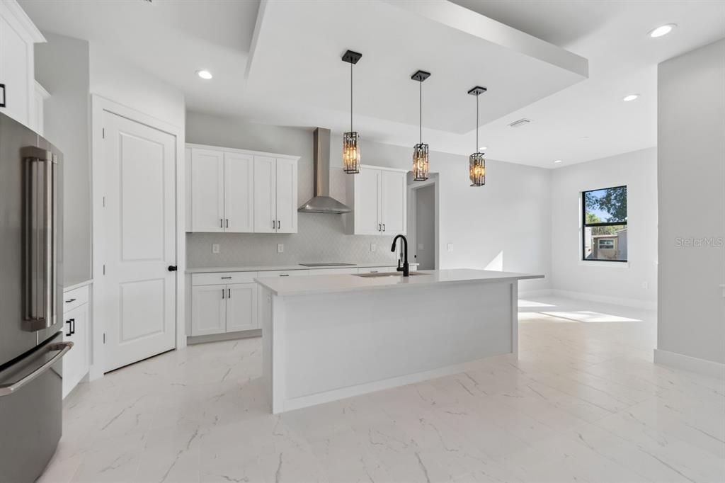 For Sale: $625,000 (4 beds, 3 baths, 2118 Square Feet)