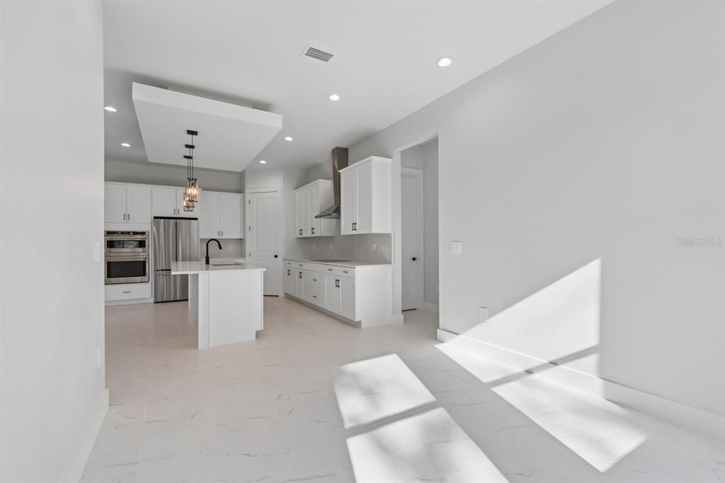 For Sale: $625,000 (4 beds, 3 baths, 2118 Square Feet)