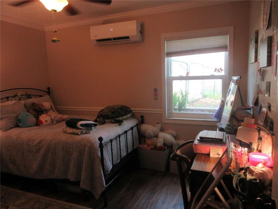 For Sale: $360,000 (3 beds, 3 baths, 1560 Square Feet)