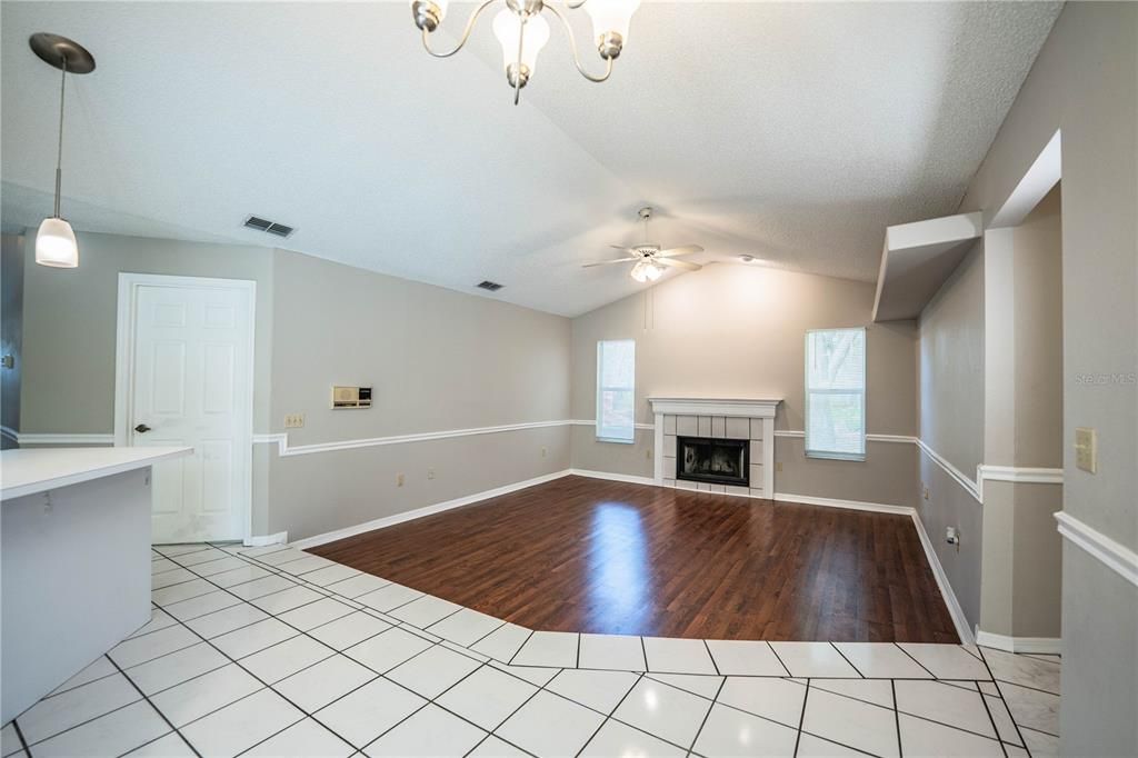 For Rent: $2,395 (3 beds, 2 baths, 2032 Square Feet)