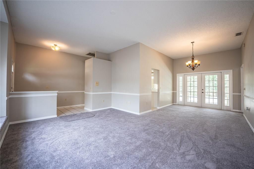 For Rent: $2,395 (3 beds, 2 baths, 2032 Square Feet)