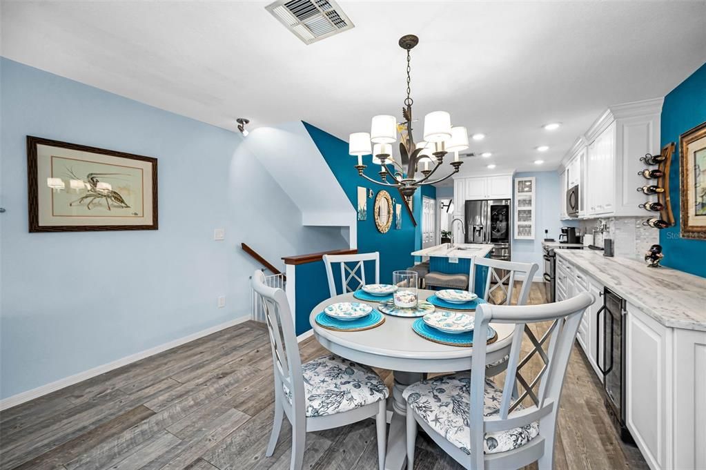 For Sale: $749,000 (3 beds, 3 baths, 1656 Square Feet)