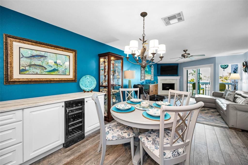 For Sale: $749,000 (3 beds, 3 baths, 1656 Square Feet)