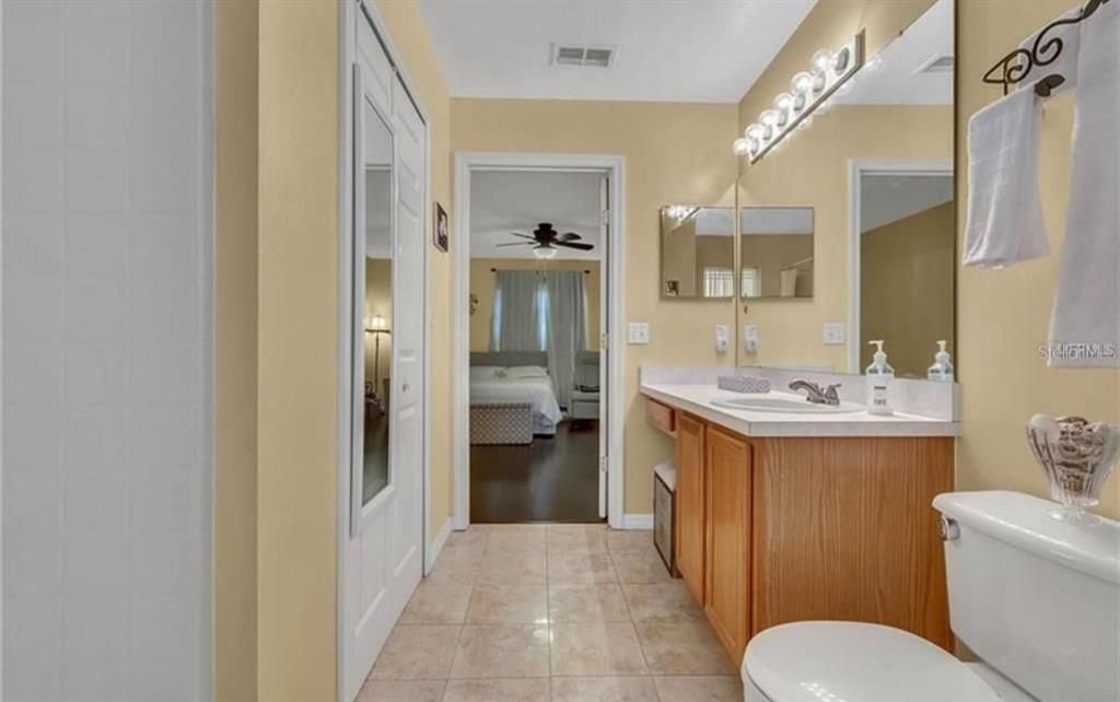 For Rent: $2,395 (3 beds, 2 baths, 1587 Square Feet)