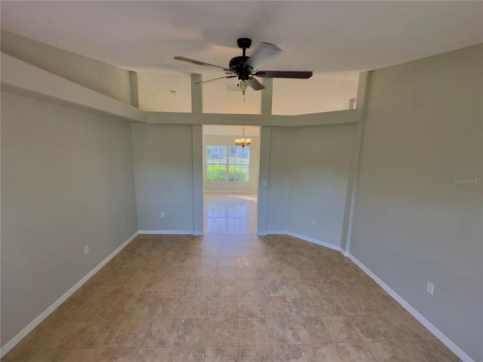For Rent: $2,395 (3 beds, 2 baths, 1587 Square Feet)