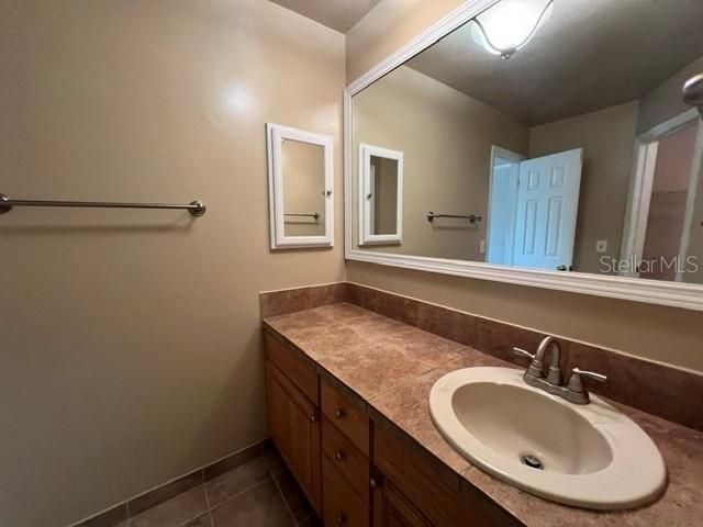 В аренду: $2,500 (4 спален, 2 ванн, 1593 Квадратных фут)