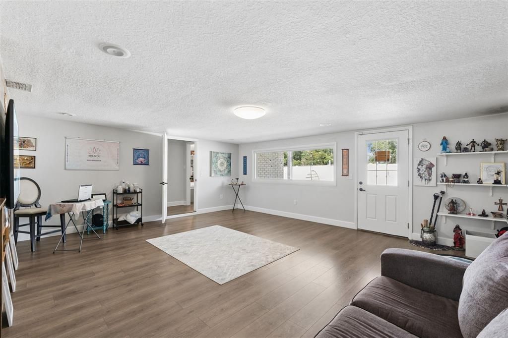 В аренду: $2,995 (4 спален, 2 ванн, 2459 Квадратных фут)