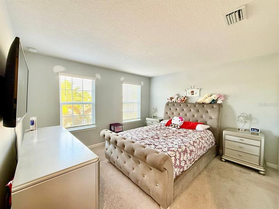 В аренду: $2,800 (4 спален, 2 ванн, 3008 Квадратных фут)