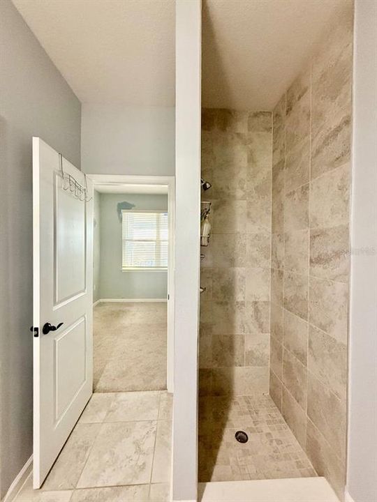 В аренду: $2,800 (4 спален, 2 ванн, 3008 Квадратных фут)