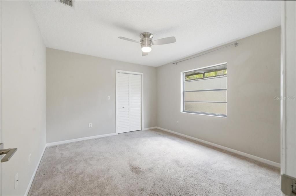 For Sale: $700,000 (5 beds, 2 baths, 2742 Square Feet)