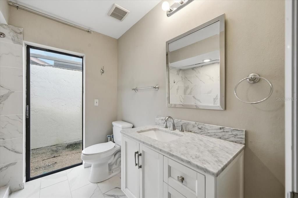 For Sale: $700,000 (5 beds, 2 baths, 2742 Square Feet)