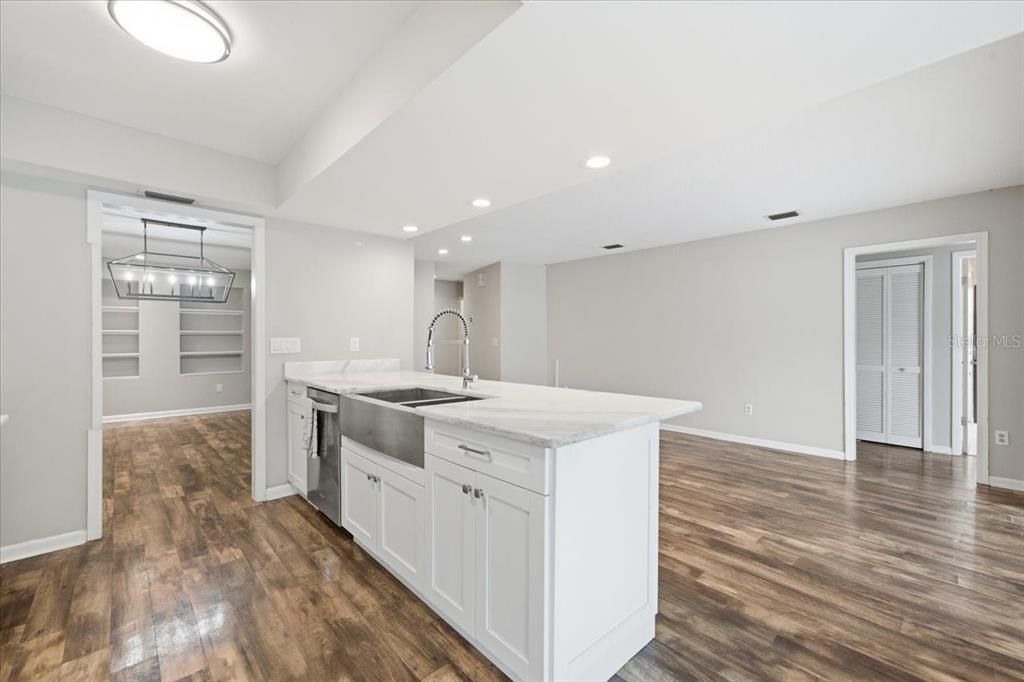 For Sale: $700,000 (5 beds, 2 baths, 2742 Square Feet)