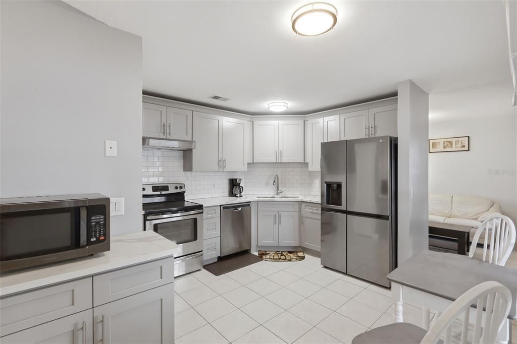 For Sale: $344,999 (3 beds, 2 baths, 1656 Square Feet)