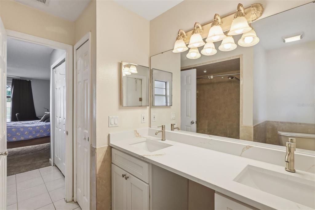 For Sale: $344,999 (3 beds, 2 baths, 1656 Square Feet)