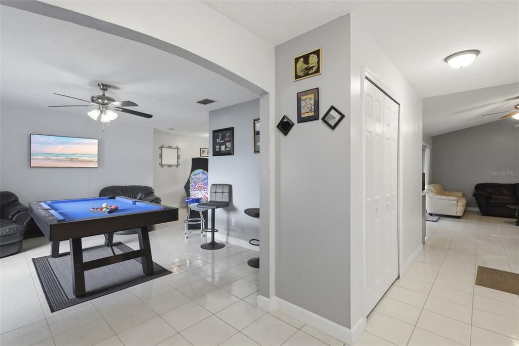 For Sale: $344,999 (3 beds, 2 baths, 1656 Square Feet)