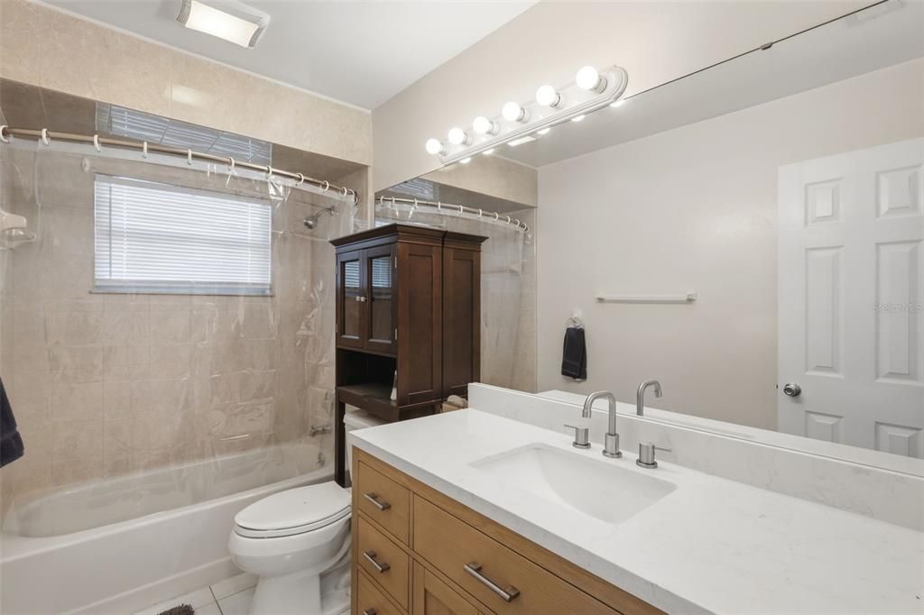 For Sale: $344,999 (3 beds, 2 baths, 1656 Square Feet)