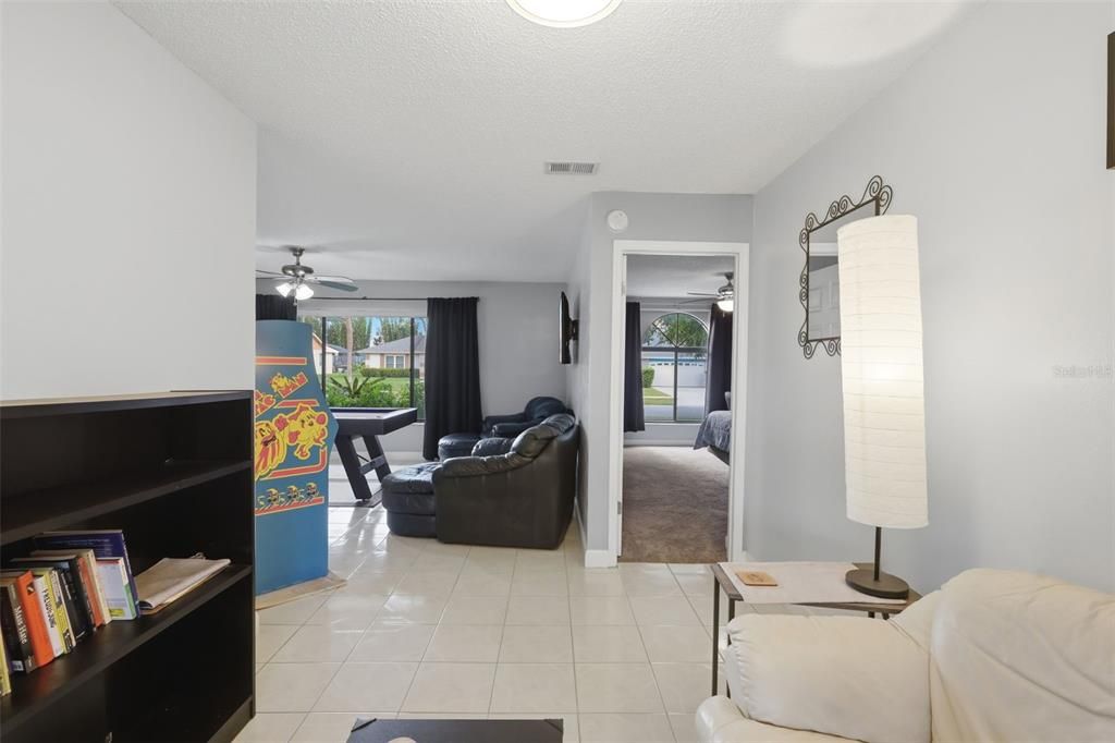 For Sale: $344,999 (3 beds, 2 baths, 1656 Square Feet)