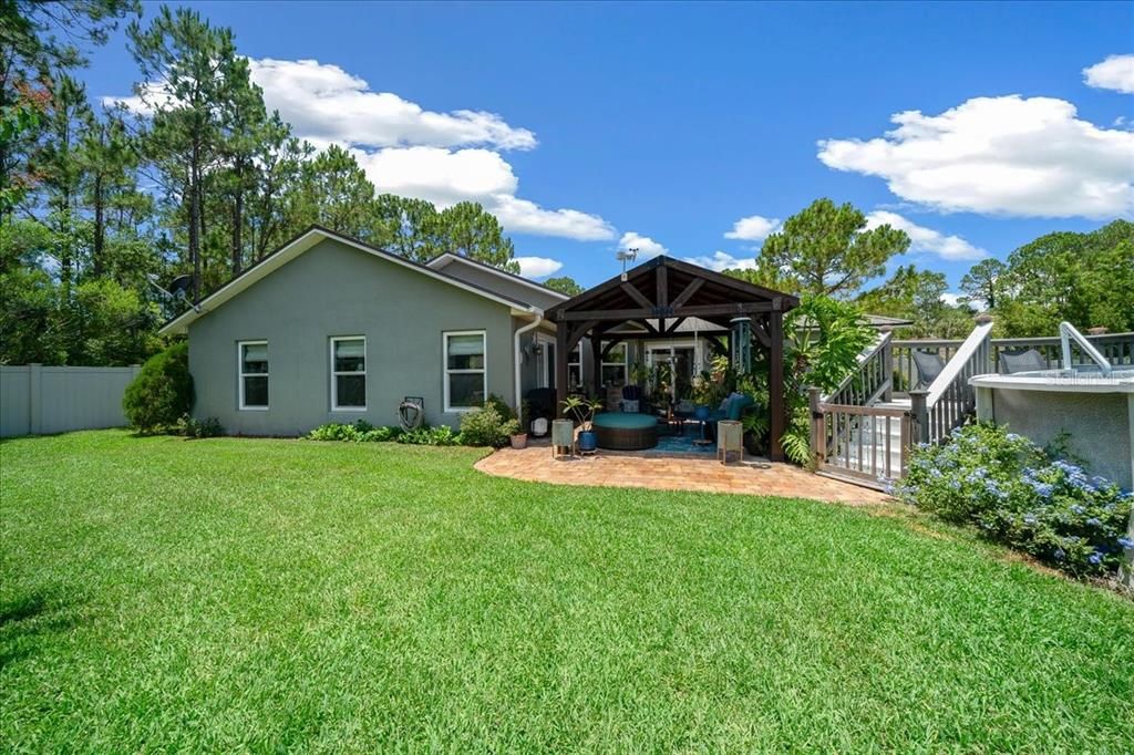 For Sale: $339,000 (3 beds, 2 baths, 1792 Square Feet)