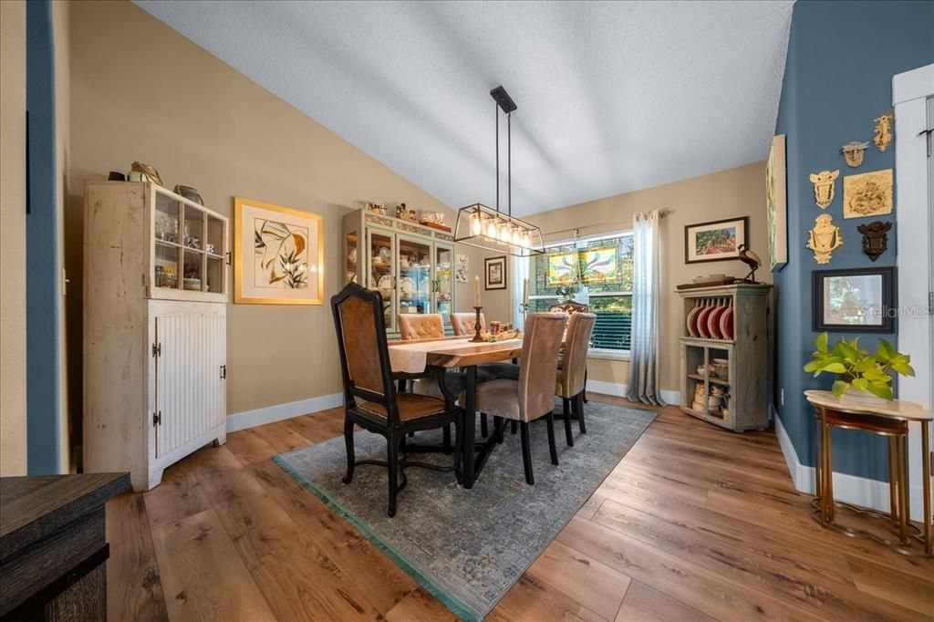 For Sale: $339,000 (3 beds, 2 baths, 1792 Square Feet)