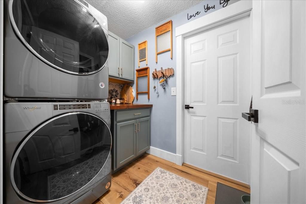 For Sale: $339,000 (3 beds, 2 baths, 1792 Square Feet)