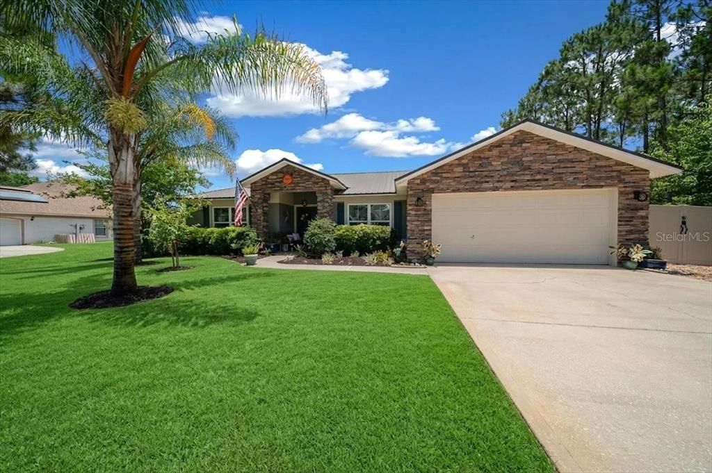 For Sale: $339,000 (3 beds, 2 baths, 1792 Square Feet)