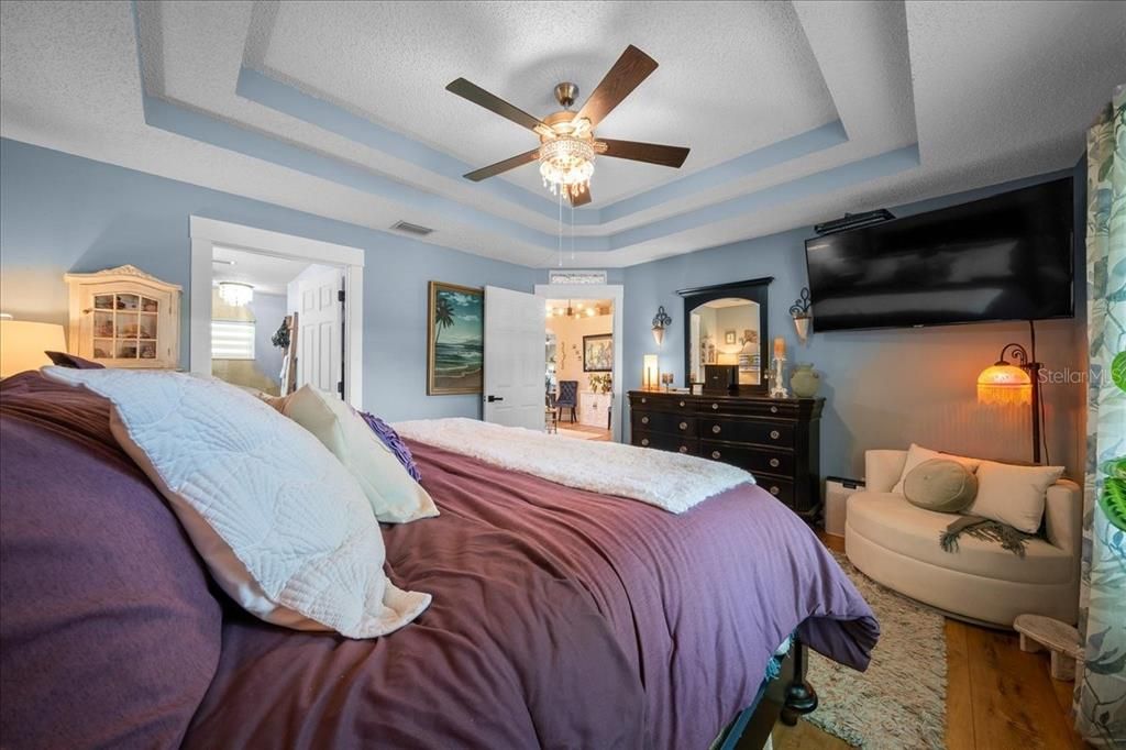 For Sale: $339,000 (3 beds, 2 baths, 1792 Square Feet)