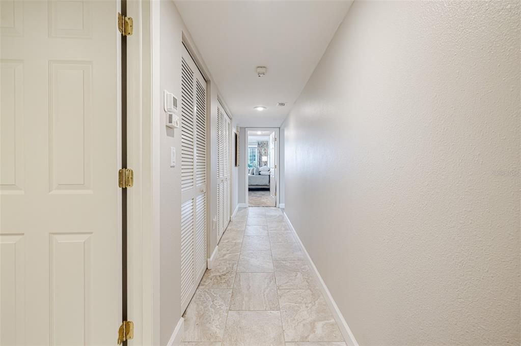 En Venta: $421,000 (2 camas, 2 baños, 2070 Pies cuadrados)