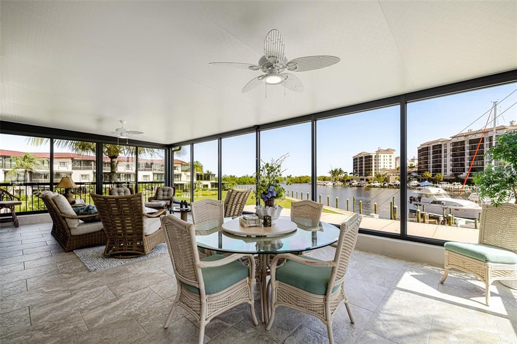 En Venta: $421,000 (2 camas, 2 baños, 2070 Pies cuadrados)