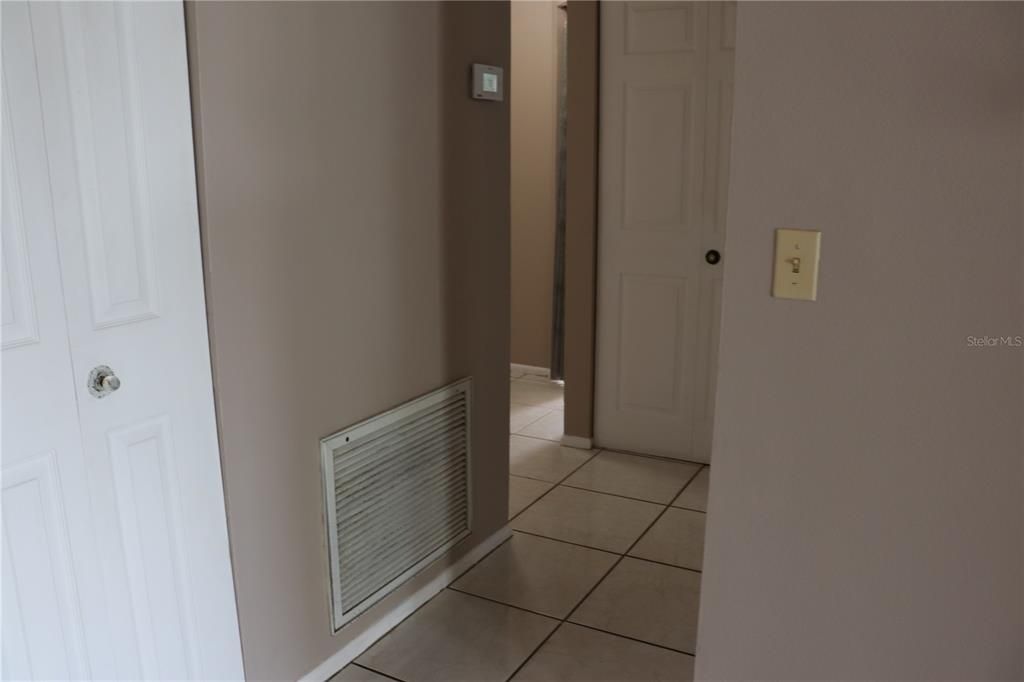 For Sale: $330,000 (3 beds, 2 baths, 1164 Square Feet)
