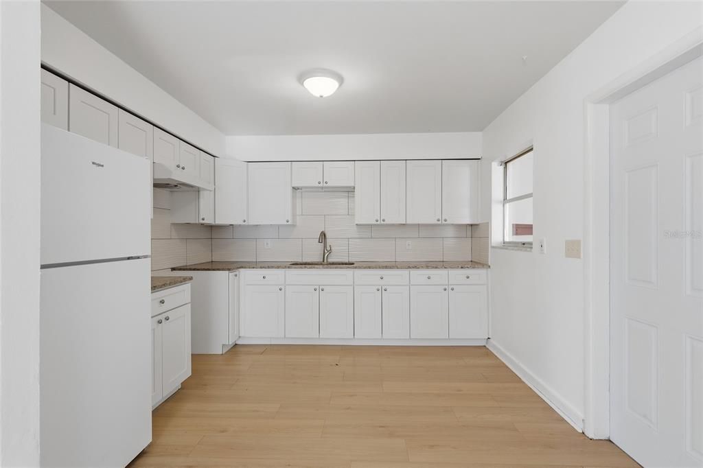 For Sale: $339,000 (4 beds, 2 baths, 1490 Square Feet)