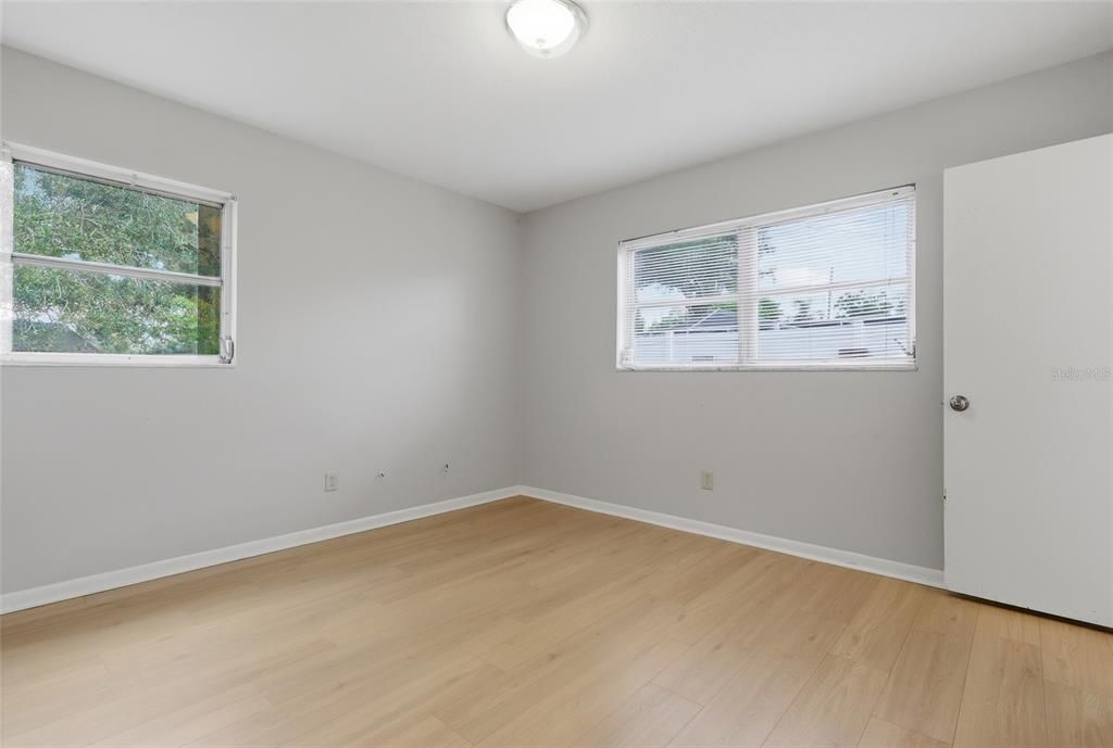 For Sale: $339,000 (4 beds, 2 baths, 1490 Square Feet)