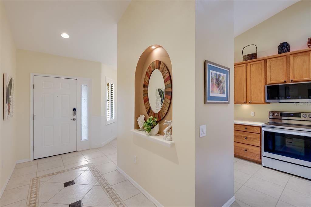 For Sale: $284,900 (2 beds, 2 baths, 1431 Square Feet)