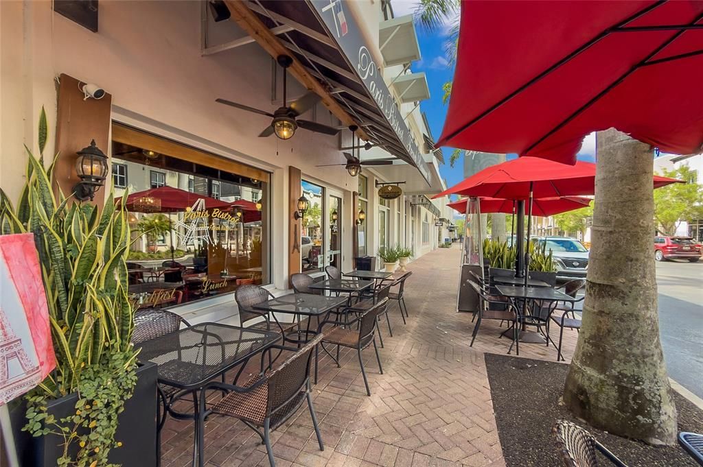 For Sale: $284,900 (2 beds, 2 baths, 1431 Square Feet)