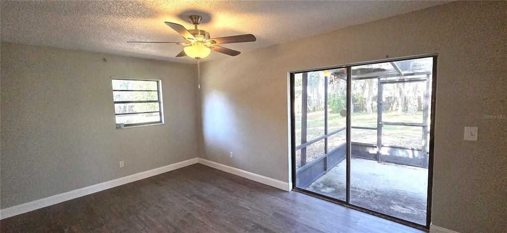 For Sale: $325,000 (3 beds, 2 baths, 1860 Square Feet)