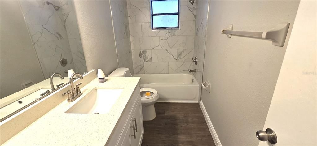 For Sale: $325,000 (3 beds, 2 baths, 1860 Square Feet)