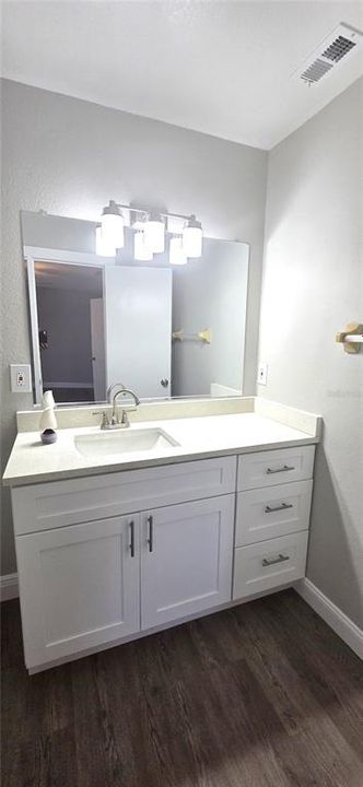 For Sale: $325,000 (3 beds, 2 baths, 1860 Square Feet)