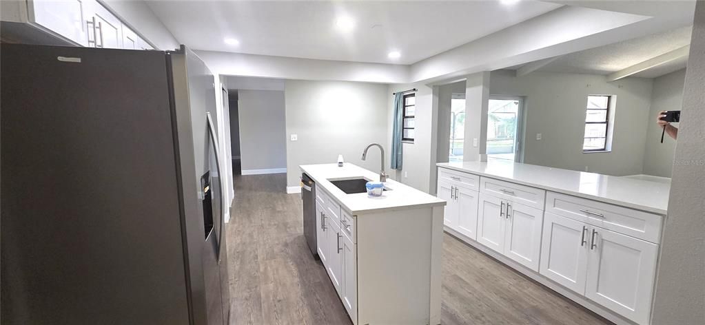For Sale: $325,000 (3 beds, 2 baths, 1860 Square Feet)