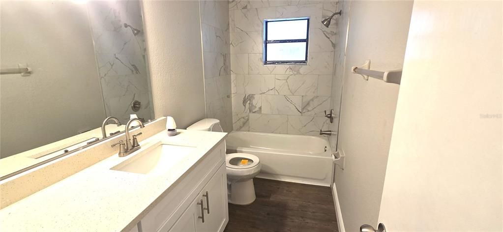 For Sale: $325,000 (3 beds, 2 baths, 1860 Square Feet)