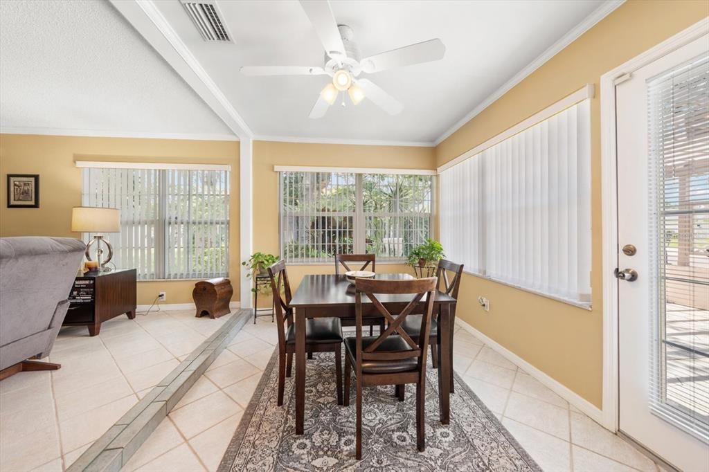 En Venta: $439,000 (2 camas, 2 baños, 1778 Pies cuadrados)