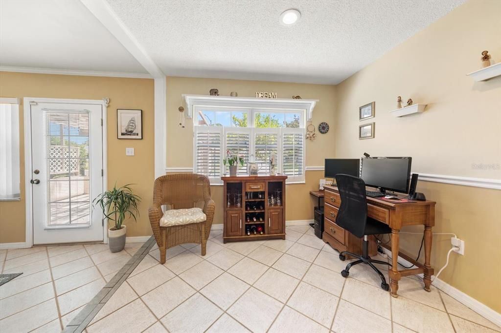 En Venta: $439,000 (2 camas, 2 baños, 1778 Pies cuadrados)