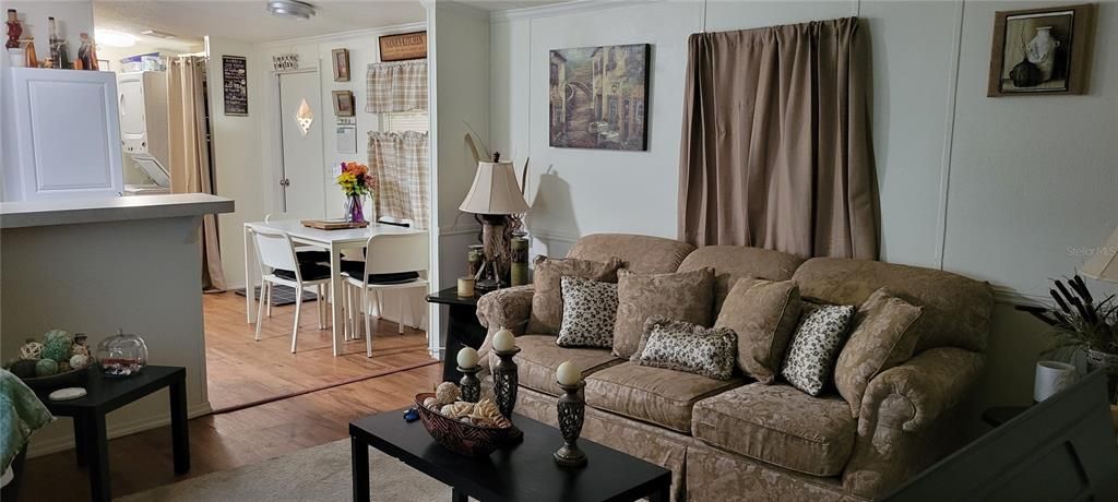 En Venta: $145,000 (2 camas, 2 baños, 728 Pies cuadrados)