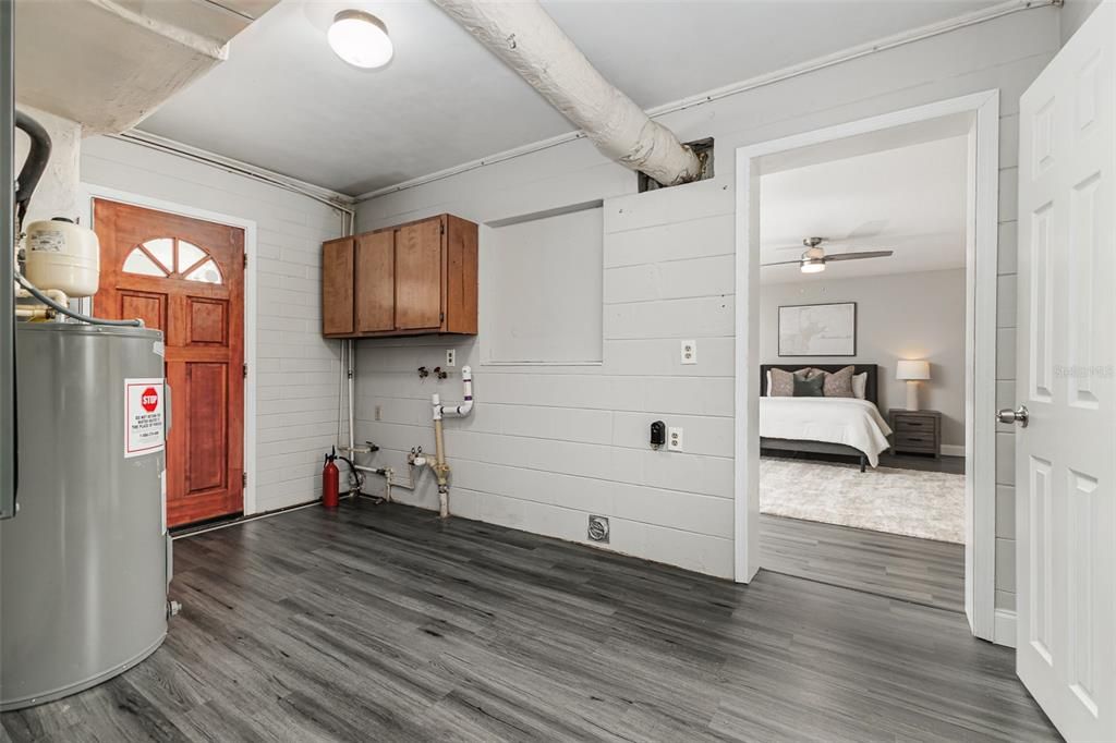 Active With Contract: $399,000 (4 beds, 3 baths, 2684 Square Feet)