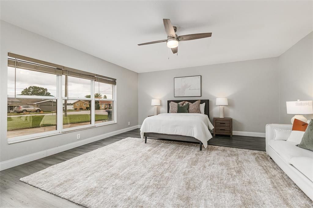 Active With Contract: $399,000 (4 beds, 3 baths, 2684 Square Feet)