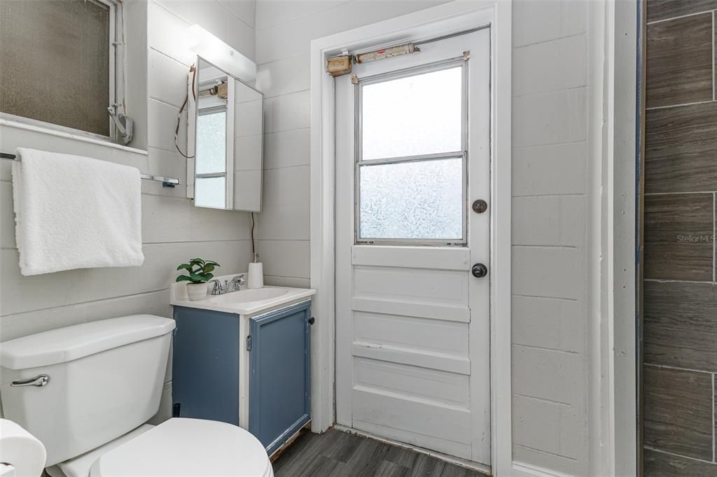 Active With Contract: $399,000 (4 beds, 3 baths, 2684 Square Feet)