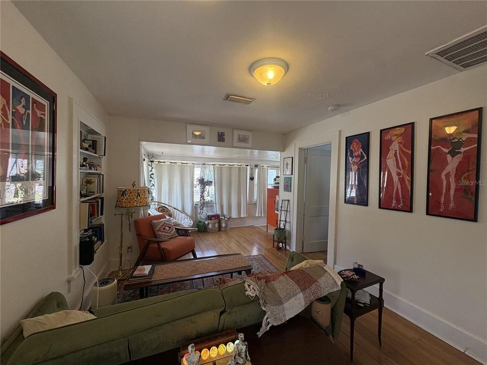 В аренду: $1,550 (1 спален, 1 ванн, 528 Квадратных фут)